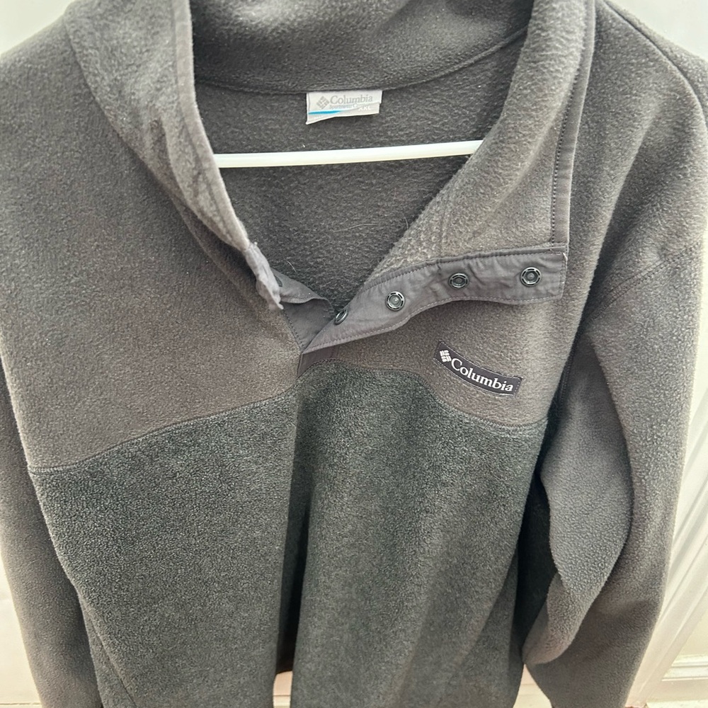 Columbia Men's Charcoal Turtleneck Fleece